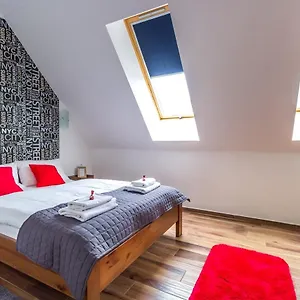https://aqualiget-apartmanhaz.szeged-hotels.com