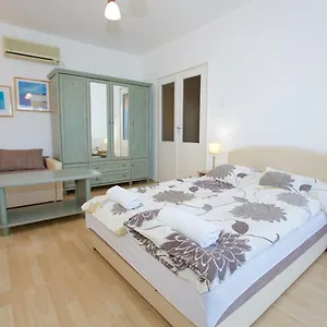 Zoli Apartmanok-balcony Kölcsey 32 Hajdúszoboszló